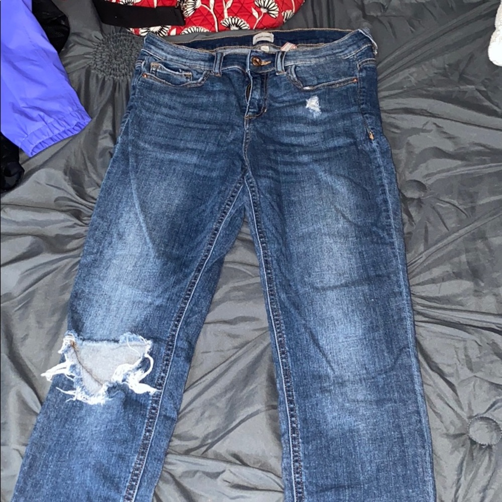 Distressed mid-rise Skinny jeans